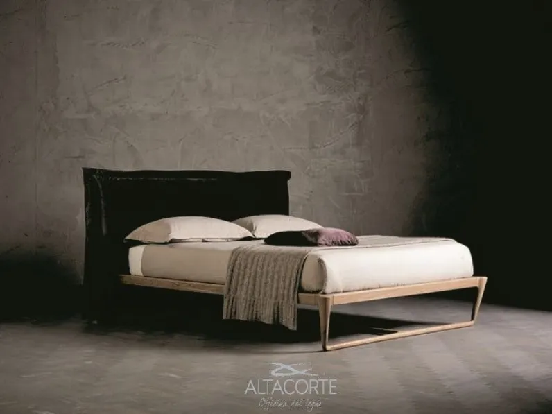 Letto Pegaso Alta corte SCONTATO a PREZZI OUTLET