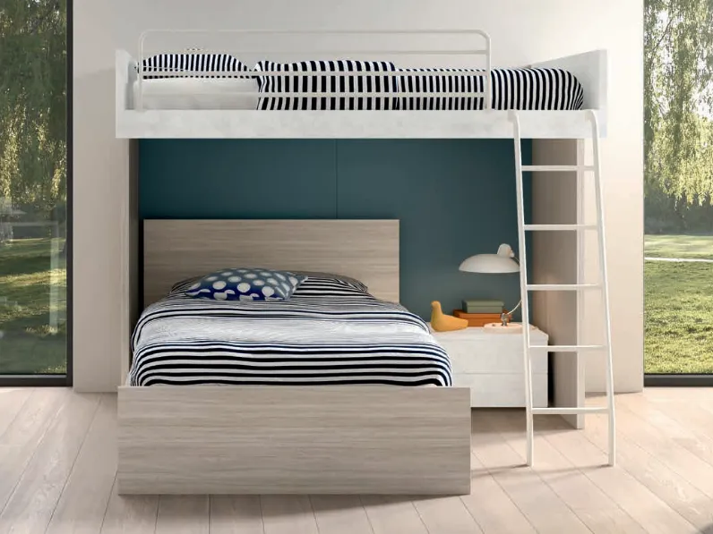 Letto in laccato modello Maxi di Zg mobili scontato 40%