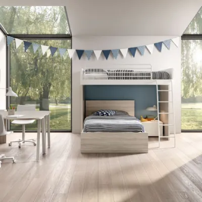 Letto in laccato modello Maxi di Zg mobili scontato 40%