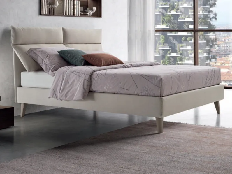 Letto design Plio Oggioni con un ribasso del 50%