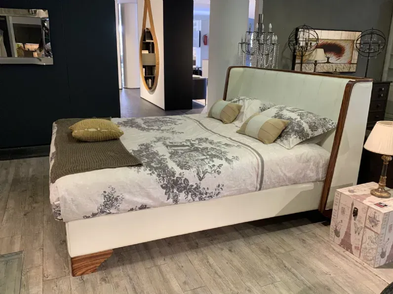 Scopri il Letto Matrimoniale Privilege: Collezione Esclusiva con un Ribasso Imperdibile!