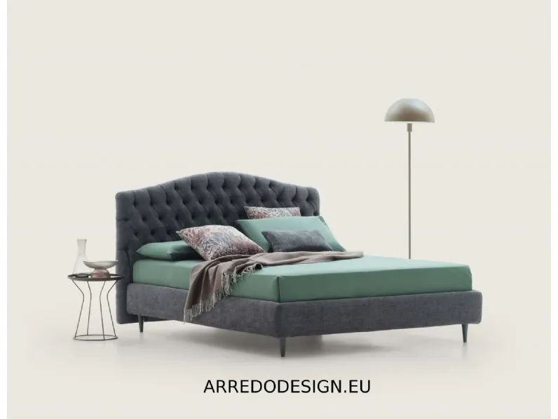 Letto classico con giroletto Renoir Le comfort a prezzo ribassato