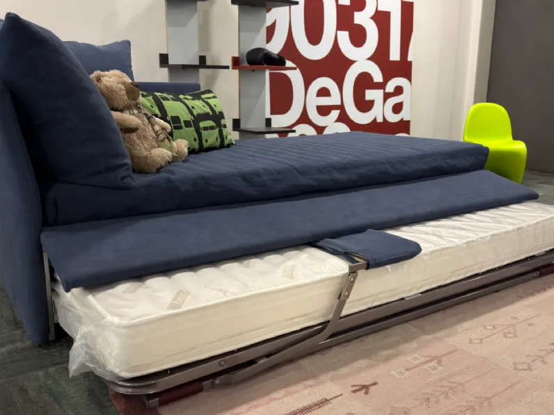 Letto imbottito con contenitore Saint germain Artigianale a prezzo ribassato