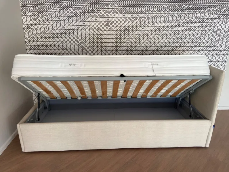 Letto design Line Bolzan con un ribasso del 34%