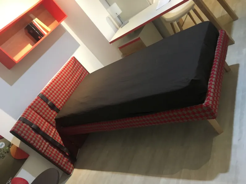 Letto singolo design Sipario  Clever a prezzo ribassato