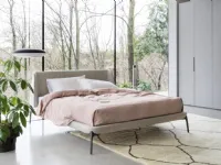 Letto matrimoniale design Velvet Novamobili a prezzo scontato