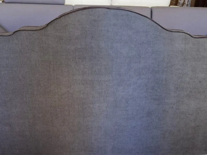 Letto imbottito modello Venice di Flex team scontato 45%