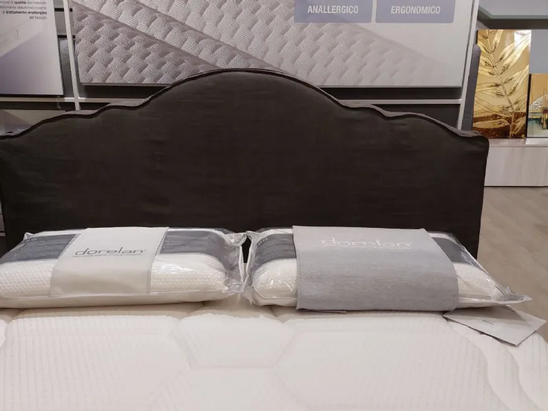 Letto imbottito modello Venice di Flex team scontato 45%