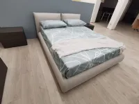 Letto imbottito modello Venus di Bolzan scontato 27%