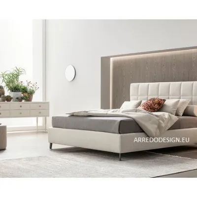Scopri il Letto Victor trapuntato di V&nice con sconto del 24%!