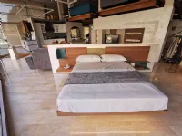 Letto moderno con piedini Wall system Mobilgam a prezzo ribassato