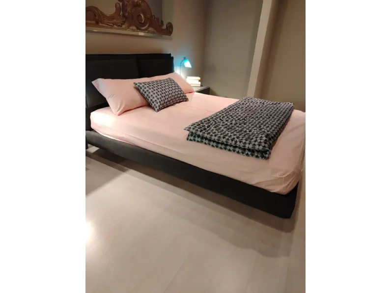 Letto design con contenitore Wiki con contenitore a box V&nice a prezzo scontato
