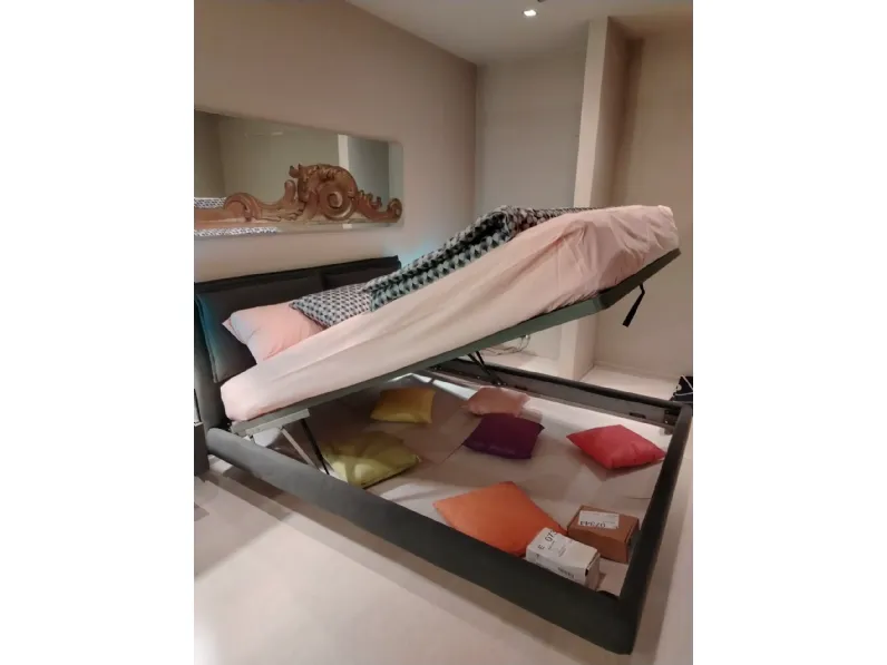 Letto design con contenitore Wiki con contenitore a box V&nice a prezzo scontato