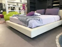 Scopri il Letto Japo Halifax a prezzi outlet! Acquista subito e arreda la tua casa con stile.