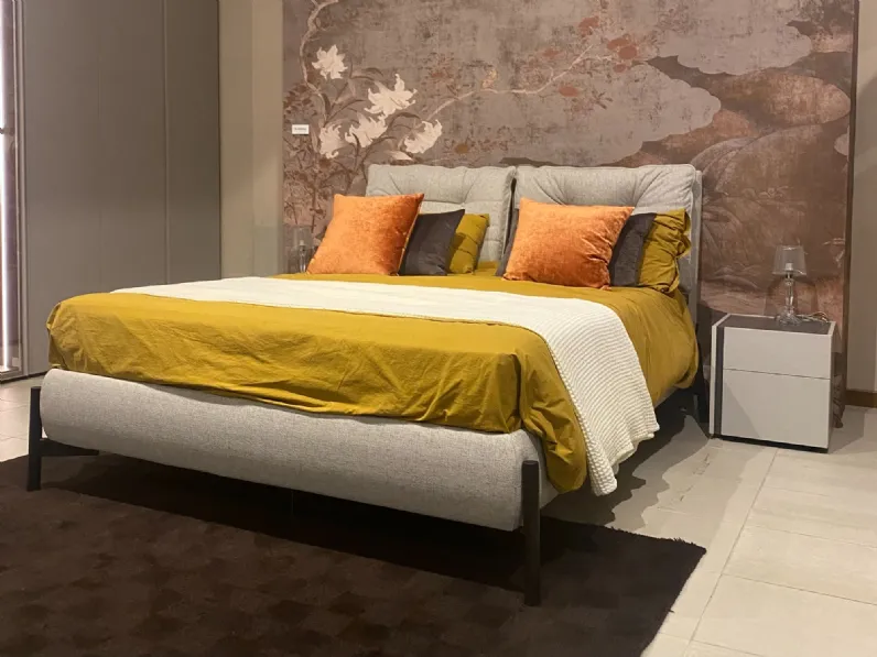 Scopri il letto moderno Capri Altrenotti con contenitore a prezzo scontato!