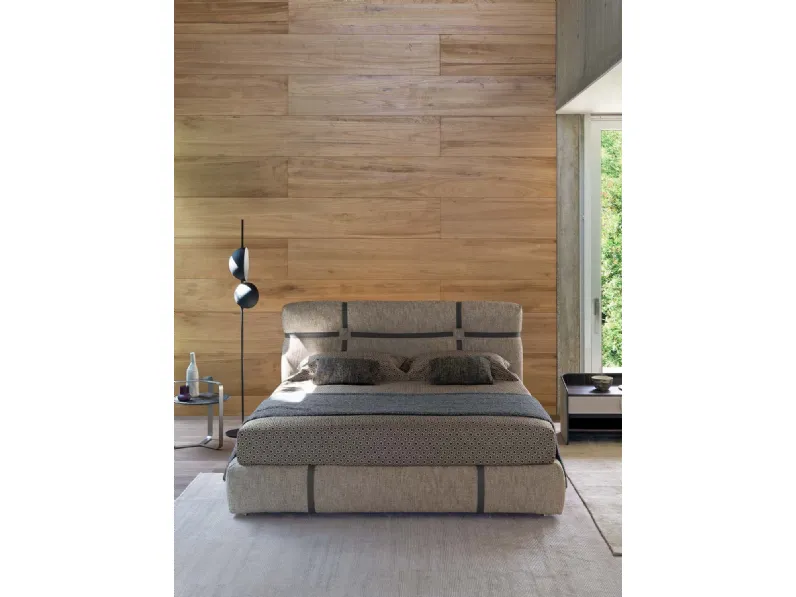 Scopri il prezzo di questo letto New  bond di Flou 
