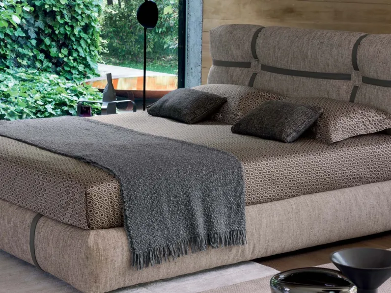 Letto matrimoniale con contenitore New  bond Flou a prezzo scontato