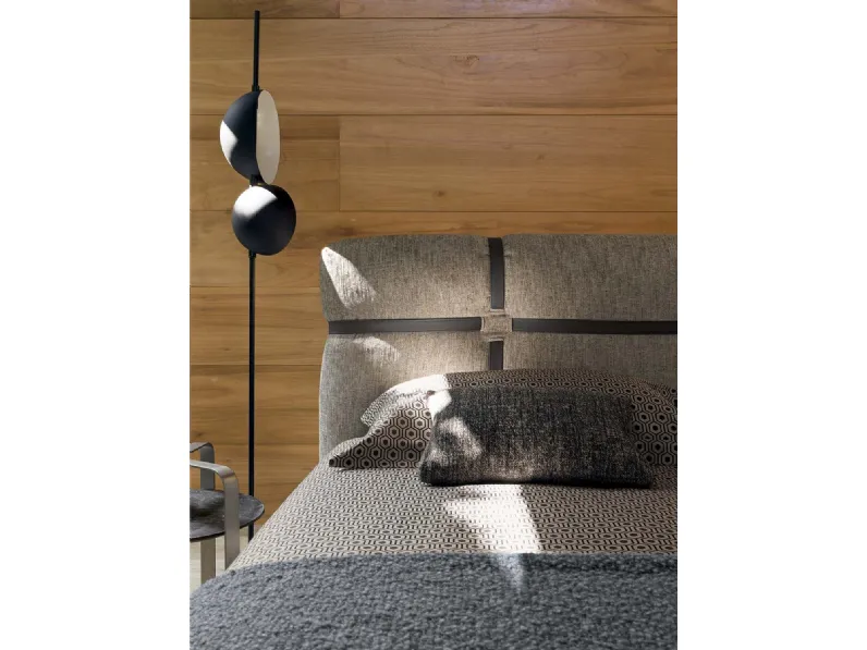 Letto matrimoniale con contenitore New  bond Flou a prezzo scontato