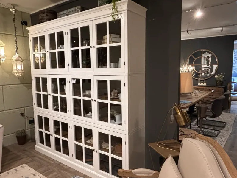 Libreria Dialma brown in legno in Offerta Outlet: scopri Cristalliera 