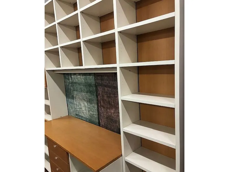 Libreria Distribuzione grandi marchi in legno in Offerta Outlet: scopri Mixel