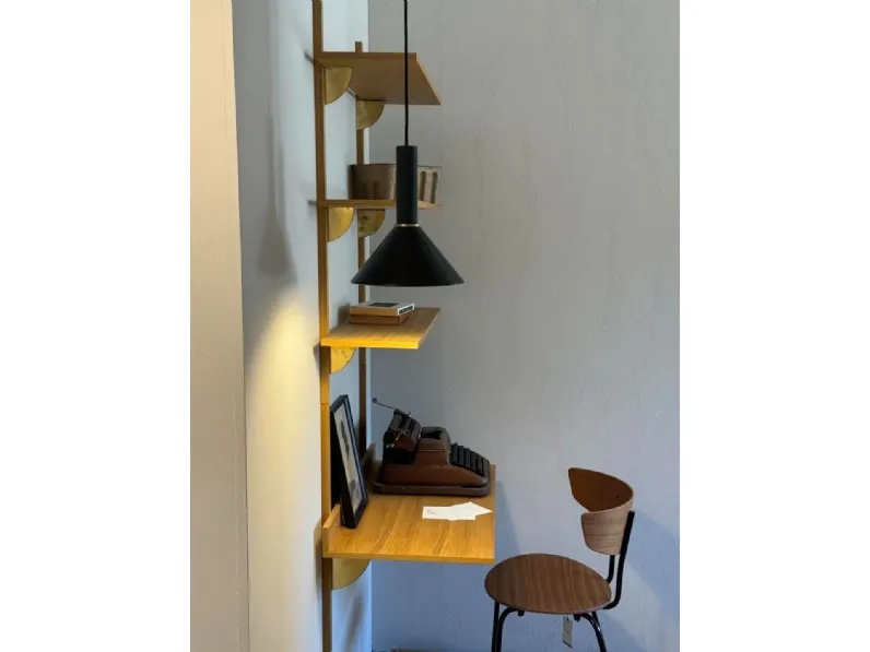 Libreria Collezione esclusiva in legno scontata -19%: scopri Ferm living sector