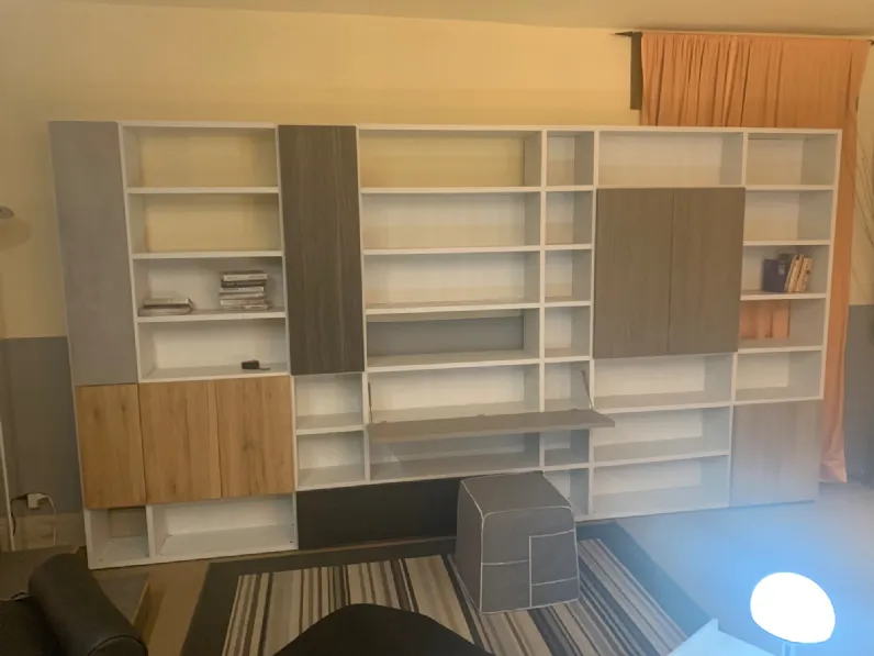 Libreria Ferrimobili in laminato materico in Offerta Outlet: scopri Ferrimobili 