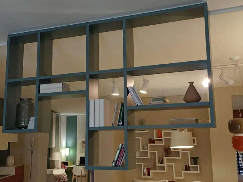 Libreria sospesa in stile design di Lago in OFFERTA OUTLET
