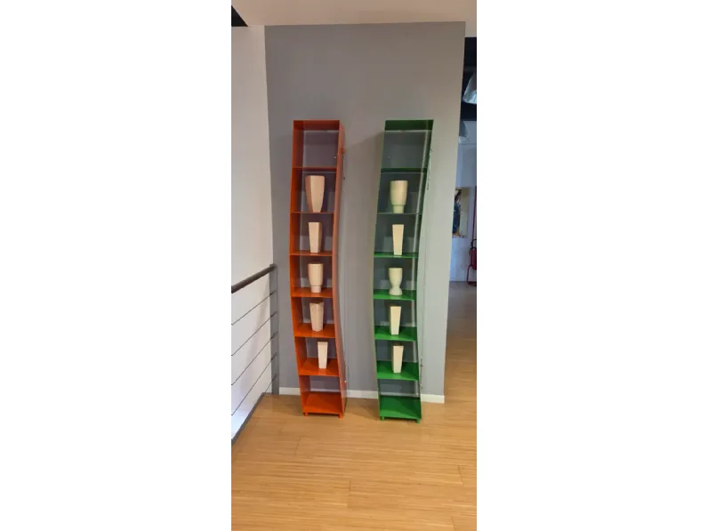 Libreria Kartell in laccato opaco a prezzo scontato: scopri Librerie trave metallo con tirante 