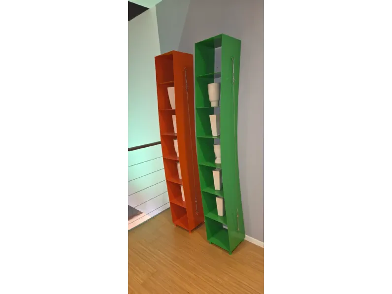 Libreria Kartell in laccato opaco a prezzo scontato: scopri Librerie trave metallo con tirante 