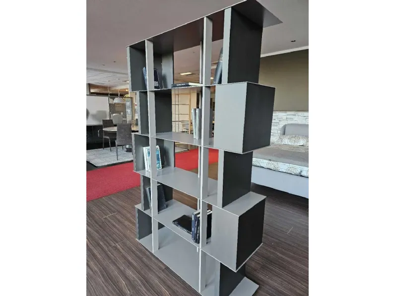 Libreria Manga  stile moderno di Ozzio scontata del 30%