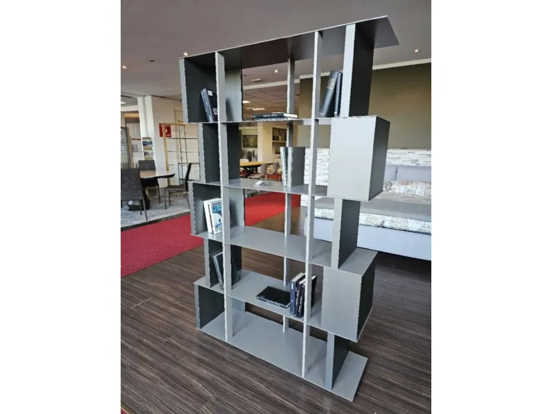 Libreria Manga  stile moderno di Ozzio scontata del 30%