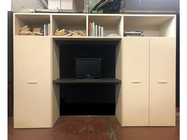 Libreria Metropolis Tisettanta in stile design a prezzi convenienti