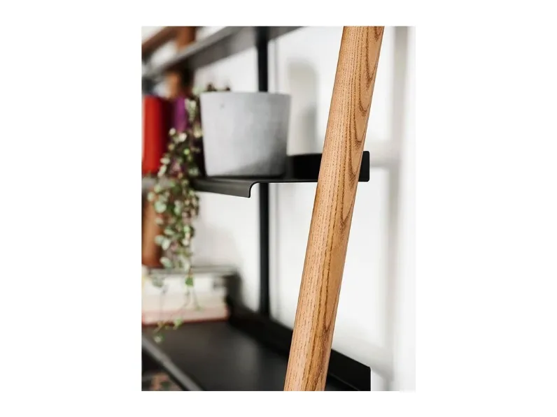 Libreria legno e metallo stile design di Midj scontata