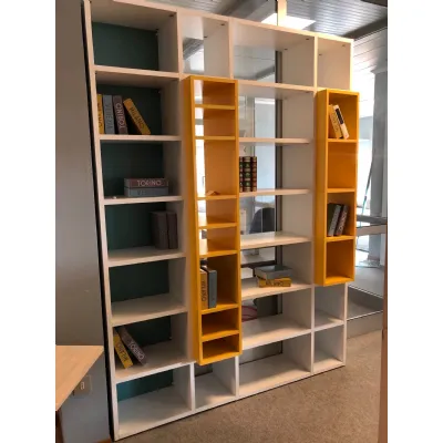 Libreria modello Infinity di Colombini casa in Offerta Outlet