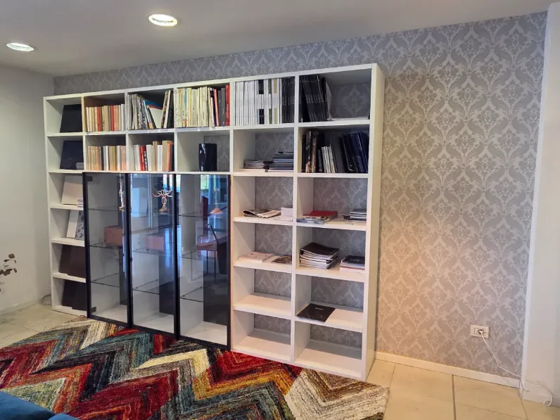 Libreria modello Libreria con vetrine e illuminazione led di Tomasella in Offerta Outlet