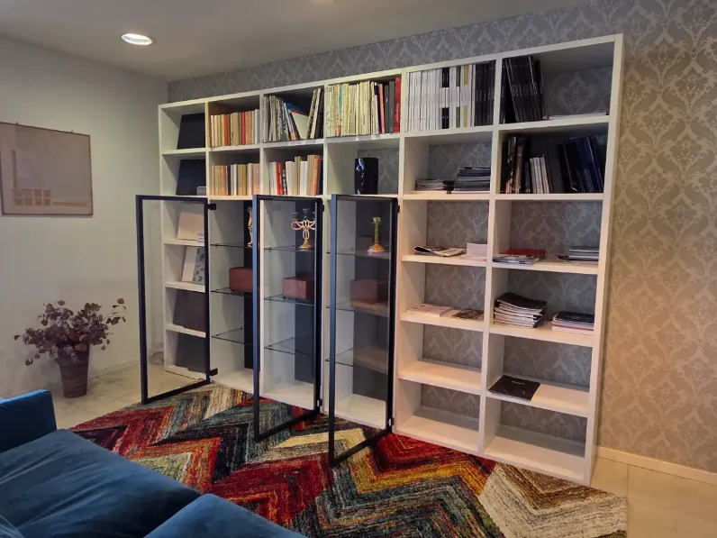 Libreria Tomasella in laccato opaco a prezzo scontato: scopri Libreria con vetrine e illuminazione led