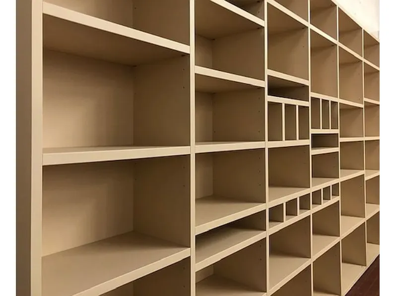 Libreria modello Metropolis di Tisettanta a prezzo scontato