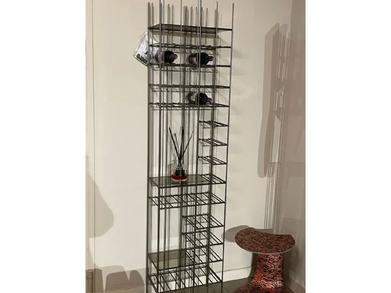 Libreria Metrica wine c stile moderna di Mogg in Offerta Outlet