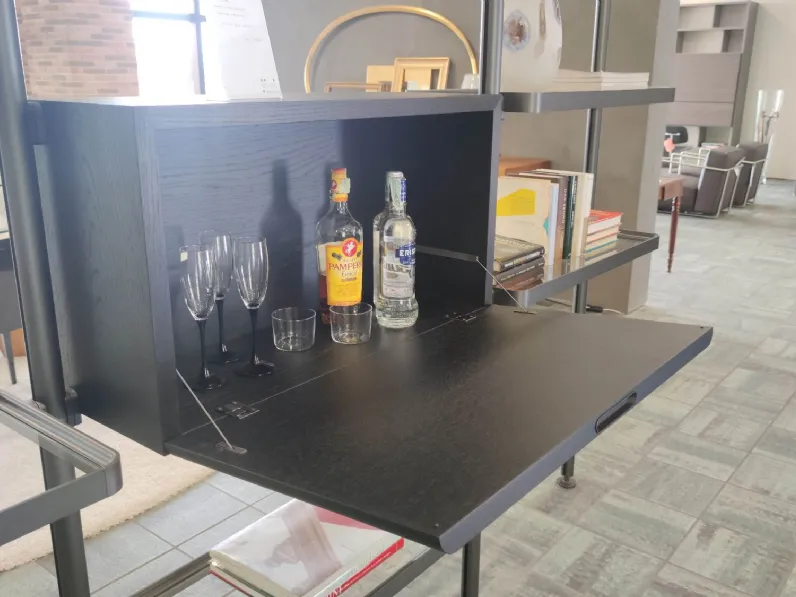 Libreria Molteni & c in metallo a prezzo Outlet: scopri Hector