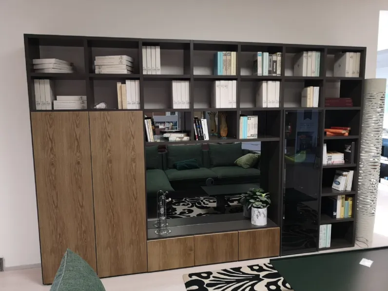Libreria Pari & dispari Presotto in stile moderna a prezzi outlet