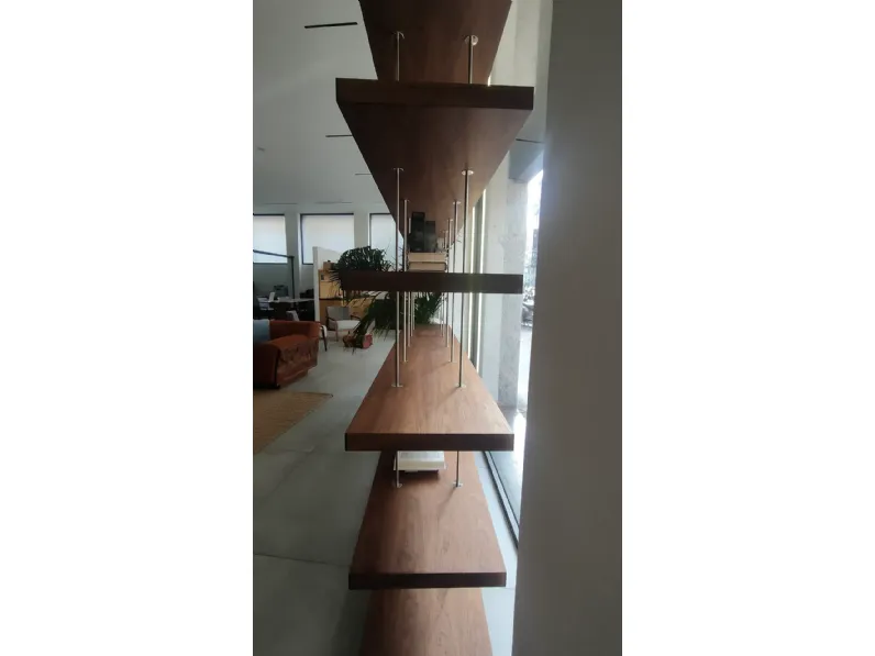 Libreria modello Piano design di Riva 1920 a prezzo riservato 