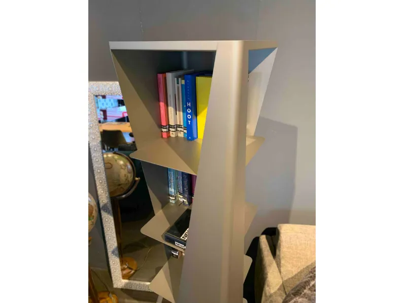 Libreria Cattelan italia in metallo scontata -22%: scopri Rocket