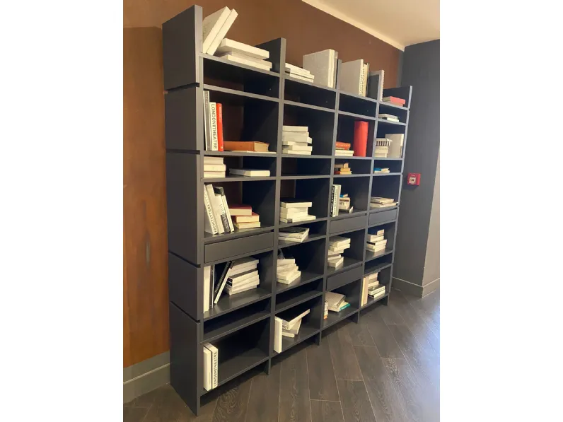 Libreria modello Unless di Pianca a prezzo Outlet