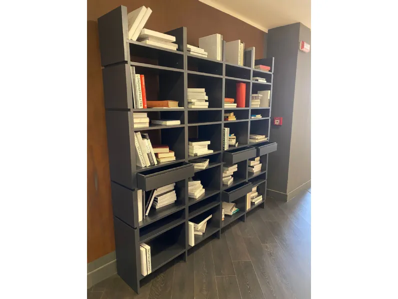 Libreria modello Unless di Pianca a prezzo Outlet