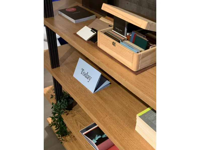 Libreria modello Zero 16 di Devina nais a prezzo riservato 