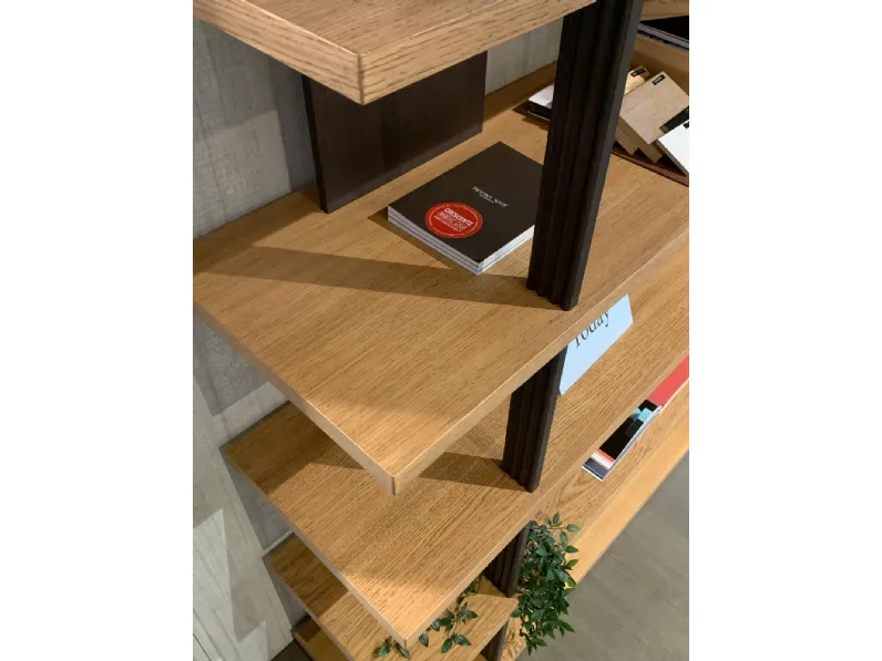 Libreria modello Zero 16 di Devina nais a prezzo riservato 