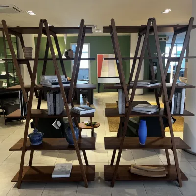 Libreria modello Nuvola rossadi Cassina a prezzo riservato 