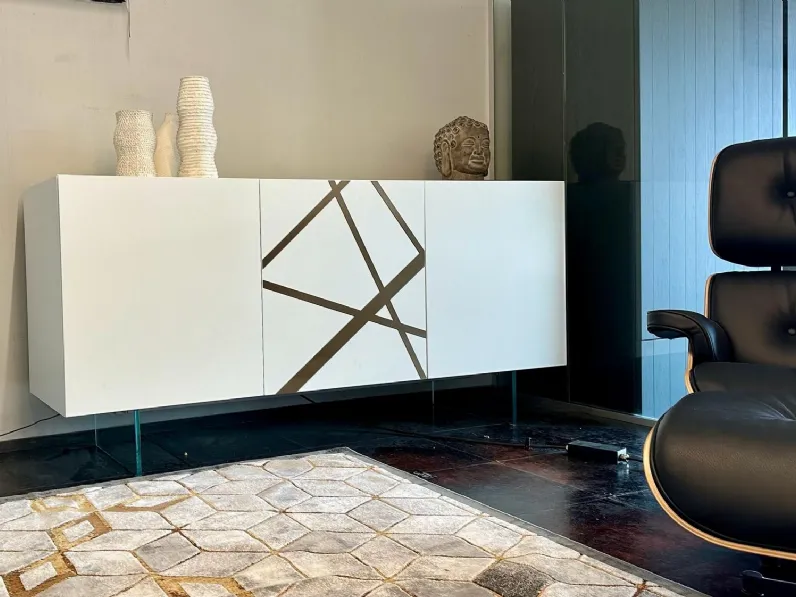 Madia 555 di Voltan con forte sconto