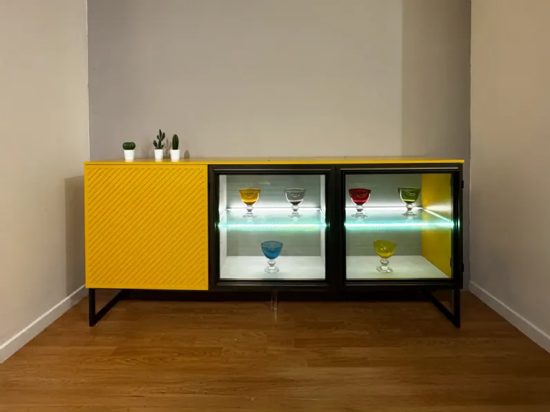 Madia di Duebitalia in laccato opaco Club36 in Offerta Outlet