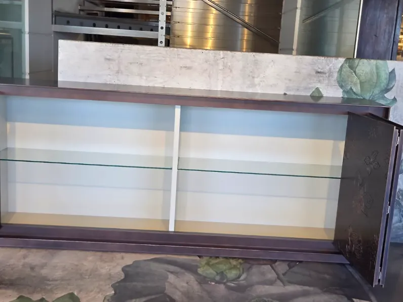 Madia di Capo d'opera in laccato opaco Credenza bronzo met e decoro inciso in Offerta Outlet